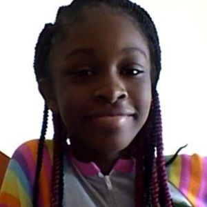 Meet your Posher, Jenai